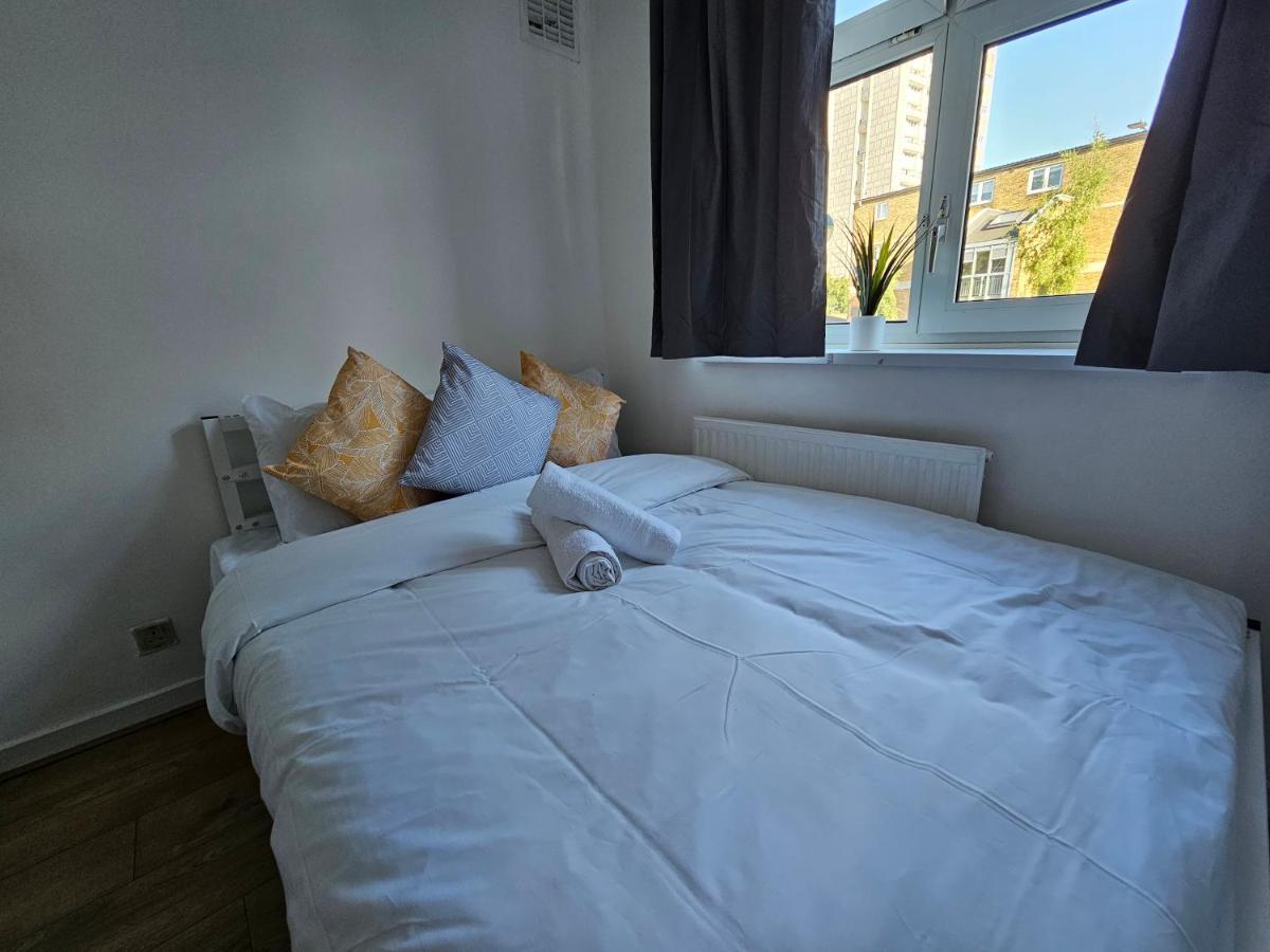 Towerhill Rooms Лондон Экстерьер фото